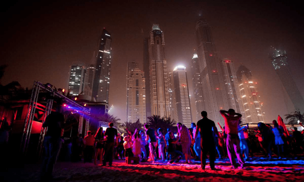 Is it Safe to Walk at Night in Dubai